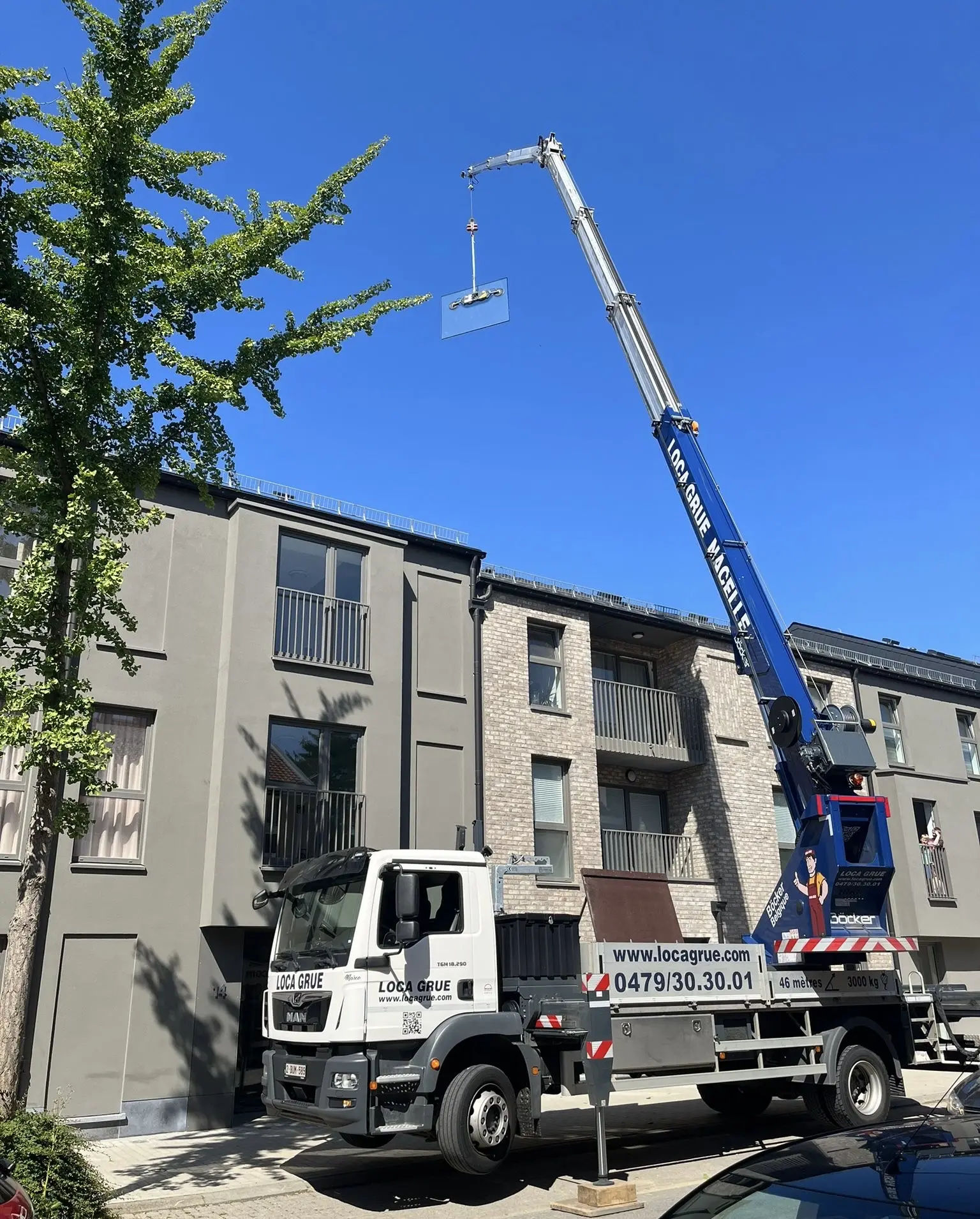 Grue sur camion Loca Grue 44m
