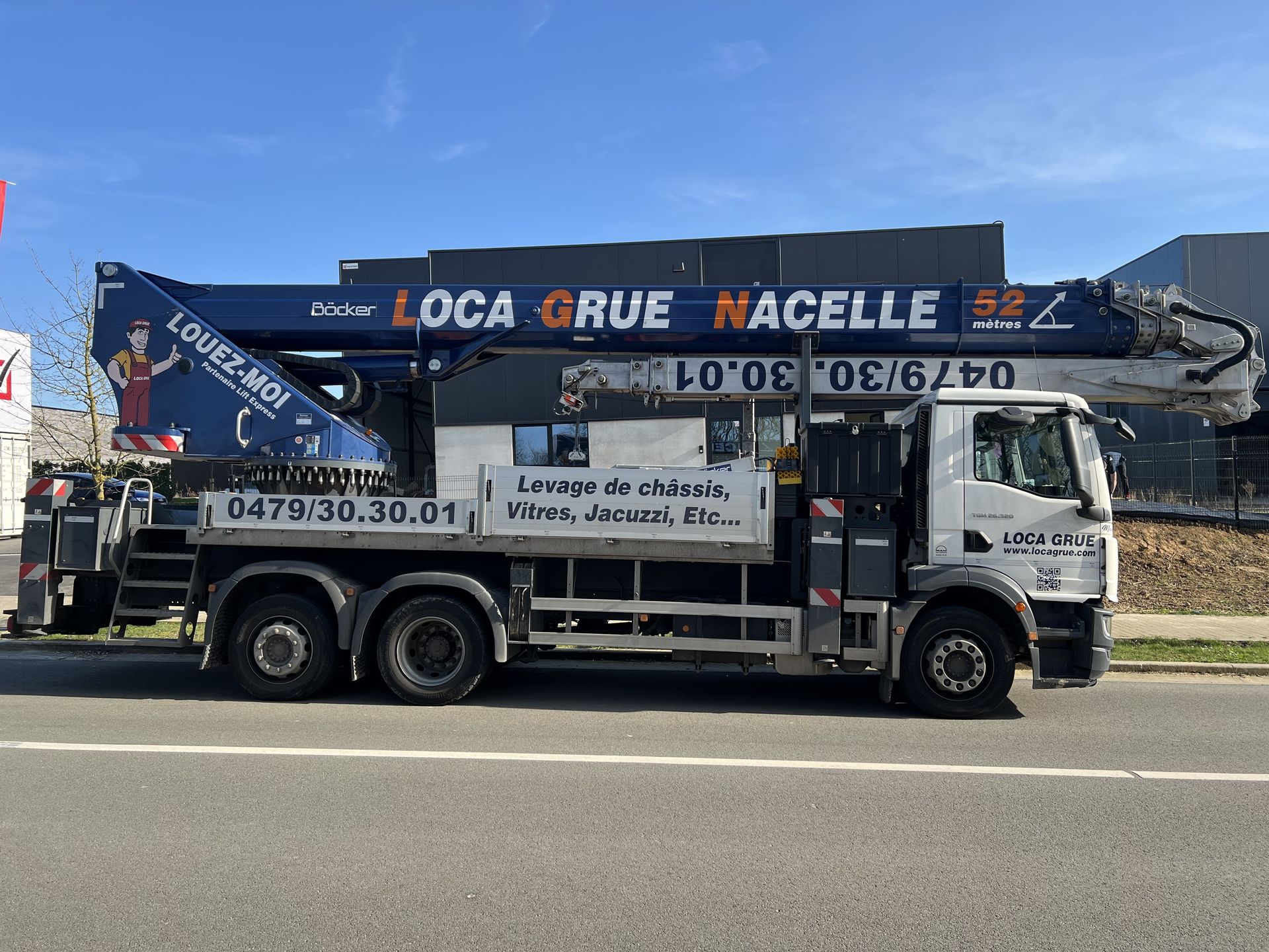 Grue sur camion Loca Grue