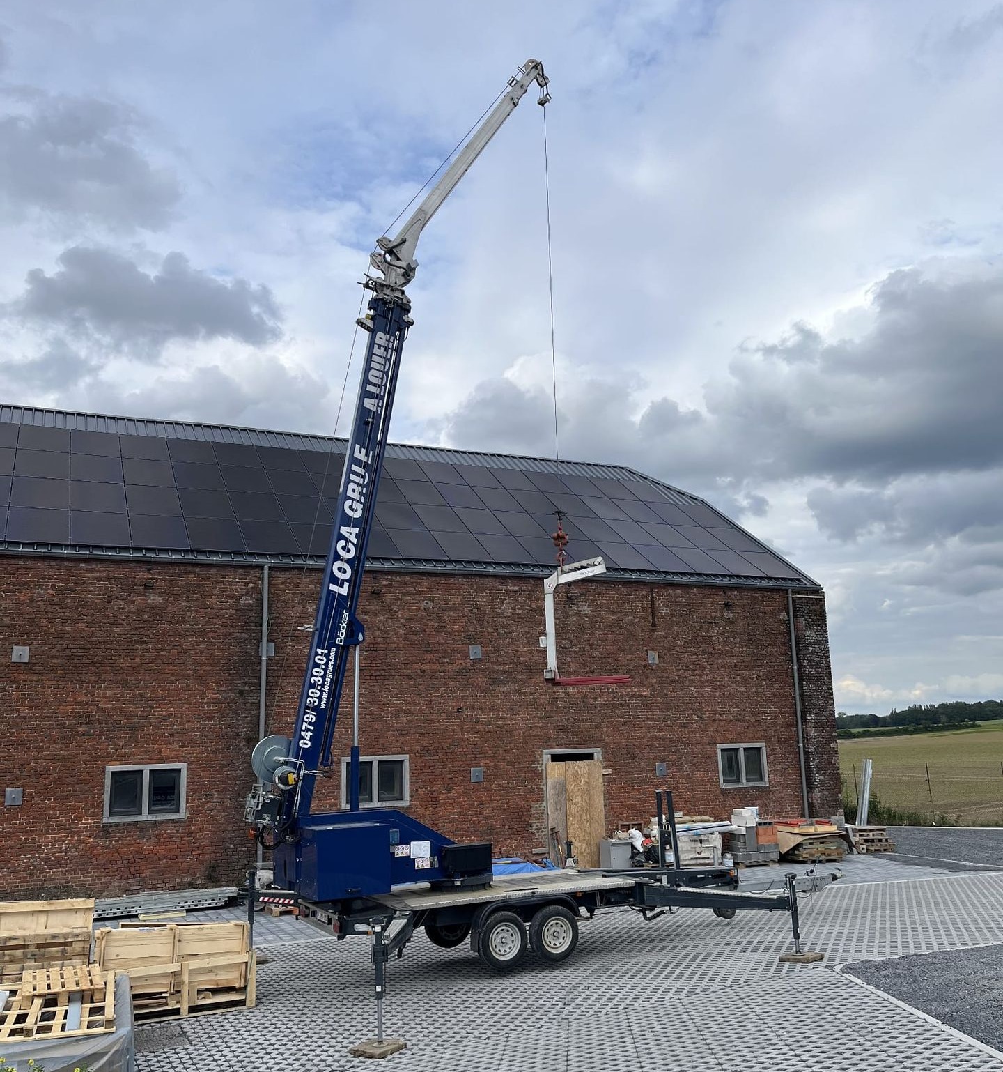 Grue tractable AHK 30/1500 en intervention